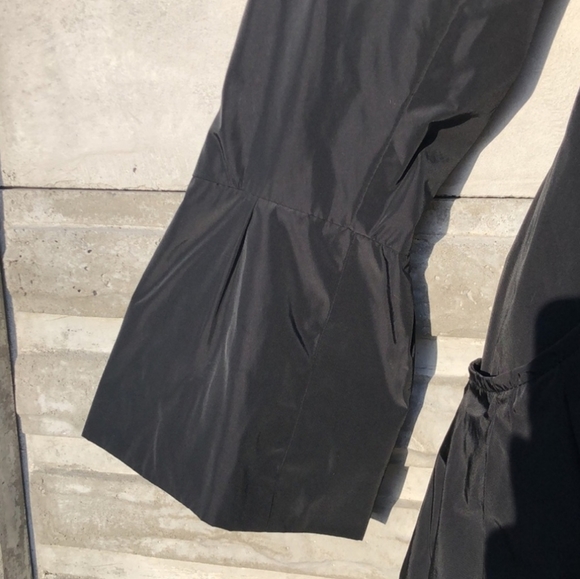 Votre Nom Trench Coat Perfect for Fall - Picture 10 of 14